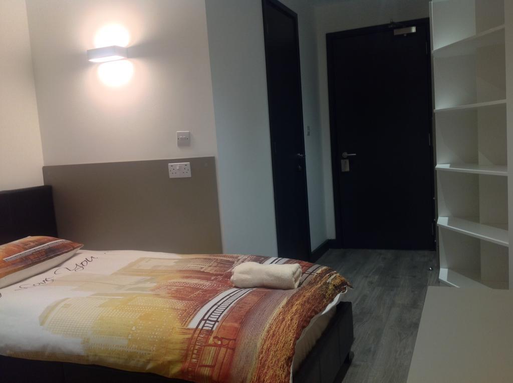 Peace Apartments - Luton Zewnętrze zdjęcie