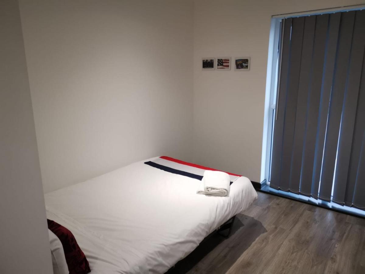 Peace Apartments - Luton Zewnętrze zdjęcie